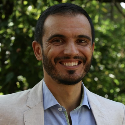Professor Associado