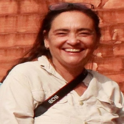 Professora Titular