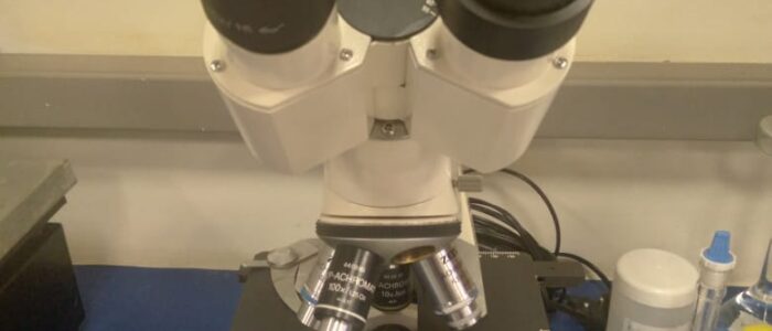 Microscópio Biológico